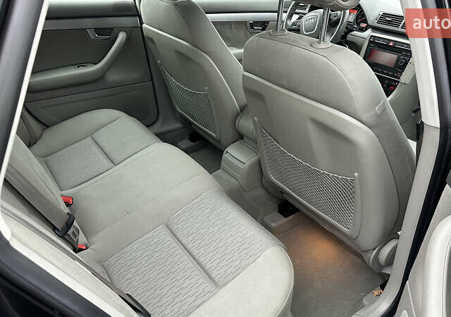 Чорний Ауді А4, об'ємом двигуна 1.6 л та пробігом 131 тис. км за 7450 $, фото 27 на Automoto.ua