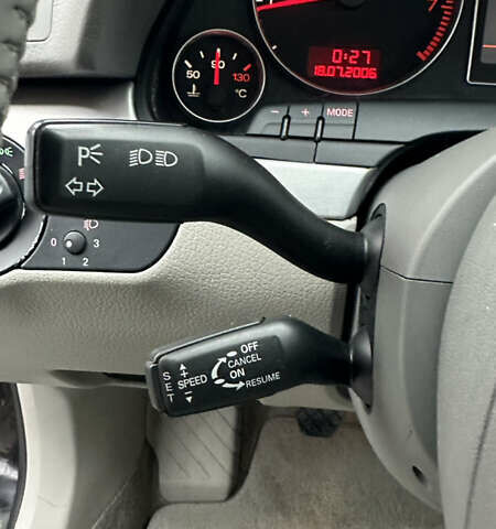 Чорний Ауді А4, об'ємом двигуна 1.6 л та пробігом 131 тис. км за 7450 $, фото 19 на Automoto.ua