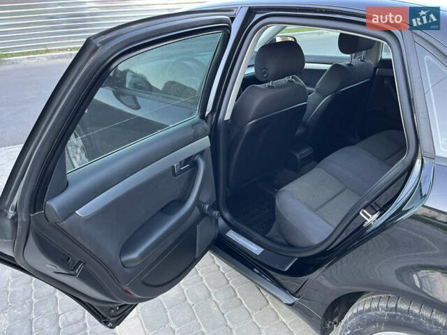 Чорний Ауді А4, об'ємом двигуна 1.9 л та пробігом 376 тис. км за 6500 $, фото 32 на Automoto.ua