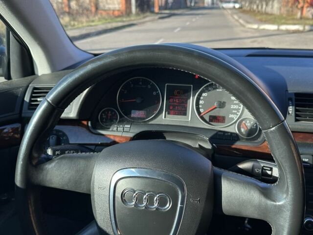 Черный Ауди А4, объемом двигателя 1.8 л и пробегом 240 тыс. км за 5500 $, фото 5 на Automoto.ua