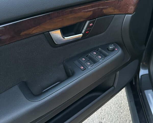 Черный Ауди А4, объемом двигателя 1.78 л и пробегом 245 тыс. км за 6900 $, фото 25 на Automoto.ua