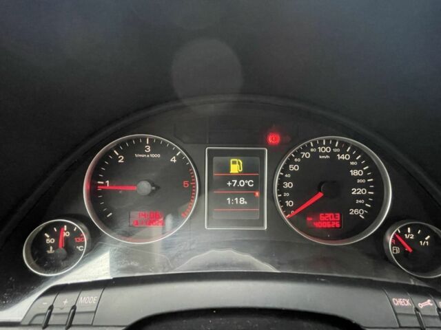 Чорний Ауді А4, об'ємом двигуна 2 л та пробігом 300 тис. км за 3100 $, фото 7 на Automoto.ua