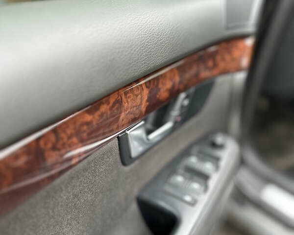 Чорний Ауді А4, об'ємом двигуна 1.78 л та пробігом 295 тис. км за 7299 $, фото 13 на Automoto.ua