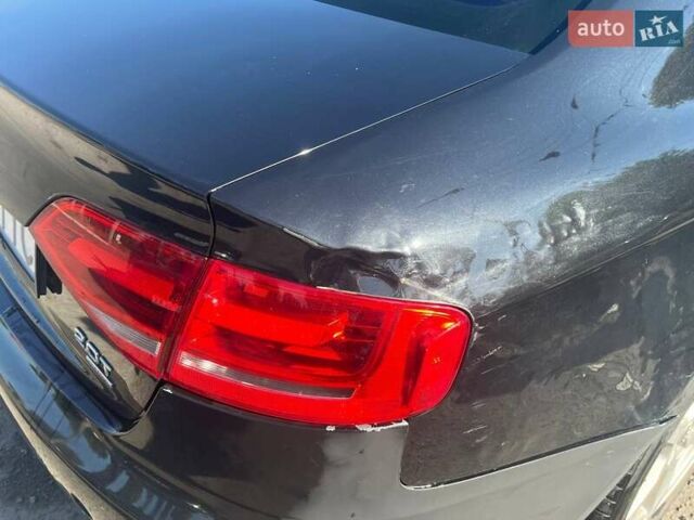 Черный Ауди А4, объемом двигателя 1.98 л и пробегом 288 тыс. км за 7500 $, фото 5 на Automoto.ua