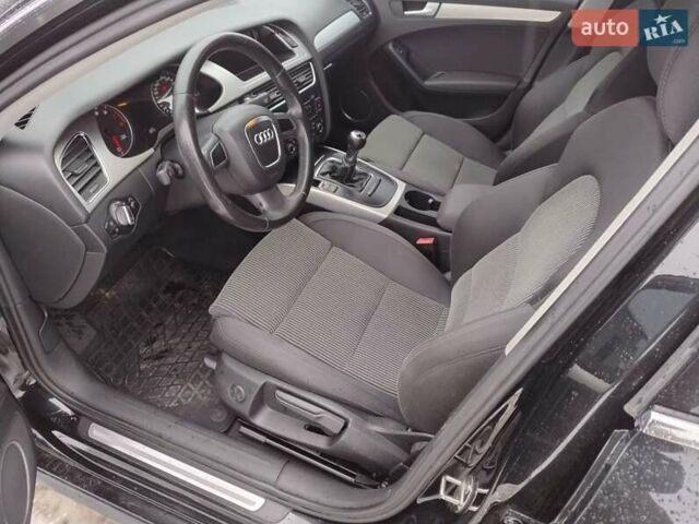 Чорний Ауді А4, об'ємом двигуна 1.8 л та пробігом 192 тис. км за 7500 $, фото 5 на Automoto.ua