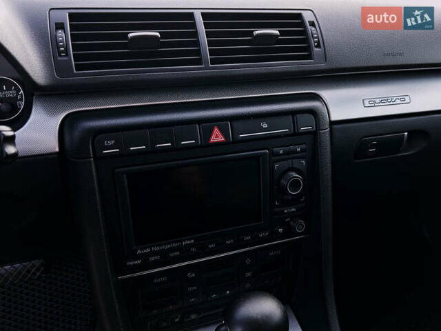 Черный Ауди А4, объемом двигателя 2 л и пробегом 261 тыс. км за 9000 $, фото 20 на Automoto.ua