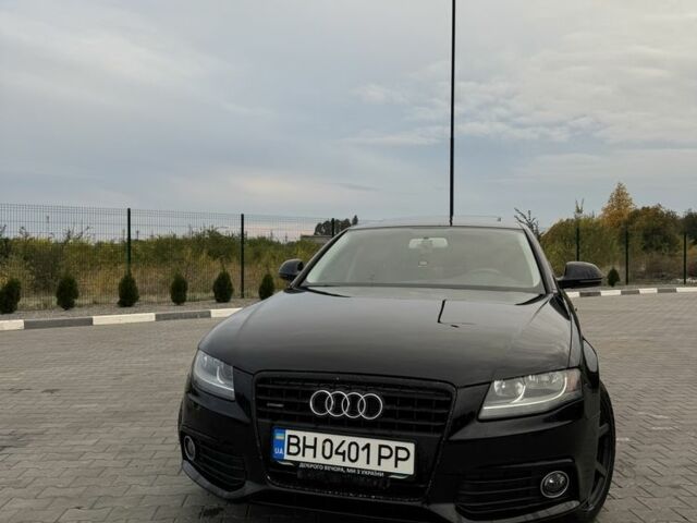 Черный Ауди А4, объемом двигателя 2 л и пробегом 307 тыс. км за 8800 $, фото 1 на Automoto.ua