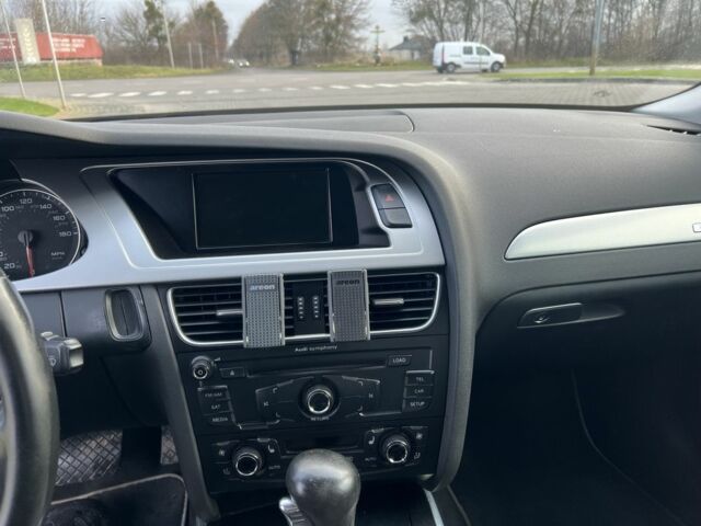 Черный Ауди А4, объемом двигателя 2 л и пробегом 256 тыс. км за 9900 $, фото 4 на Automoto.ua