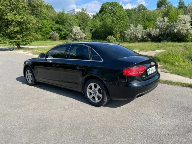 Черный Ауди А4, объемом двигателя 1.8 л и пробегом 220 тыс. км за 7500 $, фото 2 на Automoto.ua