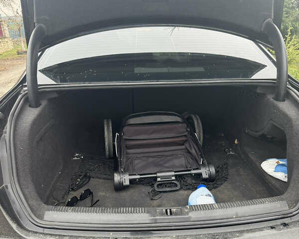 Чорний Ауді А4, об'ємом двигуна 1.98 л та пробігом 194 тис. км за 6700 $, фото 2 на Automoto.ua