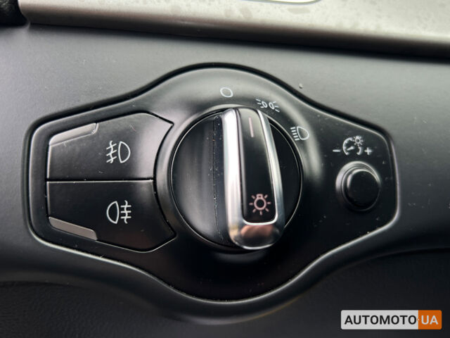 Черный Ауди А4, объемом двигателя 2 л и пробегом 182 тыс. км за 9999 $, фото 16 на Automoto.ua