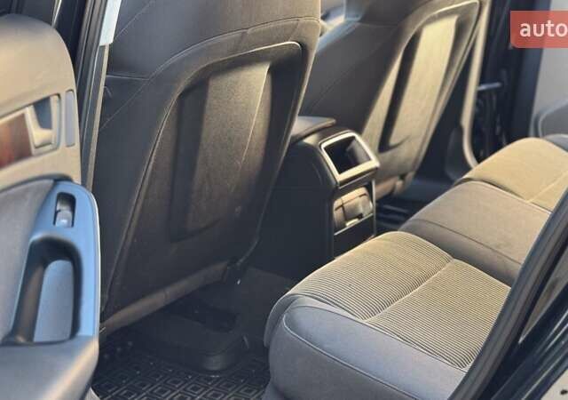 Ауді А4 2008 у Чернівцях на Automoto.ua Чорний Ауді А4, об'ємом двигуна 2.7 л та пробігом 299 тис. км за 9300 $, фото 11 на Automoto.ua