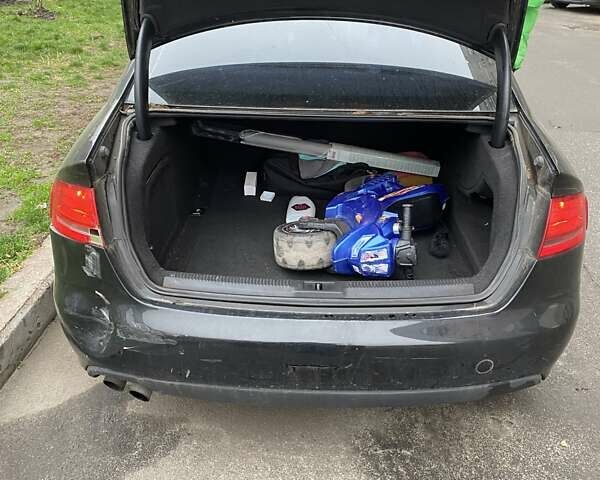 Черный Ауди А4, объемом двигателя 1.8 л и пробегом 351 тыс. км за 7000 $, фото 3 на Automoto.ua