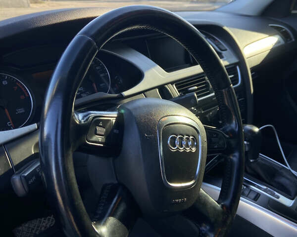 Чорний Ауді А4, об'ємом двигуна 1.98 л та пробігом 191 тис. км за 8200 $, фото 22 на Automoto.ua