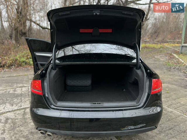 Чорний Ауді А4, об'ємом двигуна 1.97 л та пробігом 299 тис. км за 10399 $, фото 26 на Automoto.ua