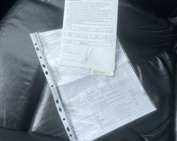 Черный Ауди А4, объемом двигателя 2.98 л и пробегом 270 тыс. км за 8999 $, фото 9 на Automoto.ua