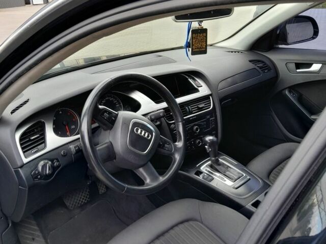 Черный Ауди А4, объемом двигателя 2.7 л и пробегом 320 тыс. км за 9700 $, фото 8 на Automoto.ua