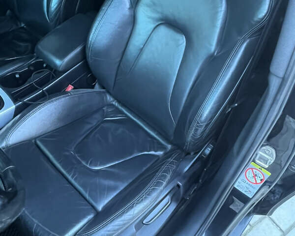 Черный Ауди А4, объемом двигателя 3 л и пробегом 270 тыс. км за 8900 $, фото 27 на Automoto.ua