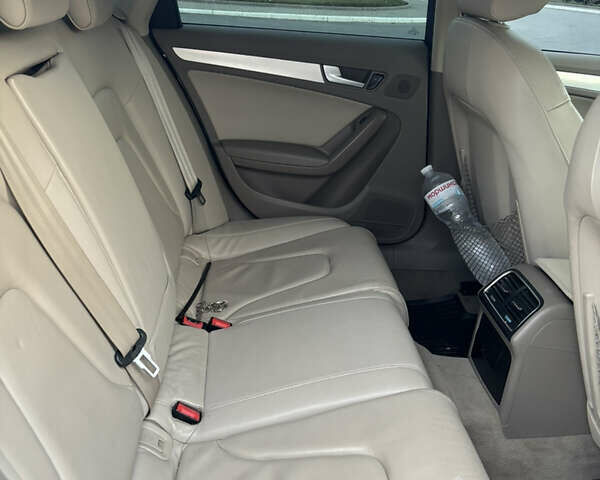 Черный Ауди А4, объемом двигателя 2 л и пробегом 239 тыс. км за 9200 $, фото 4 на Automoto.ua