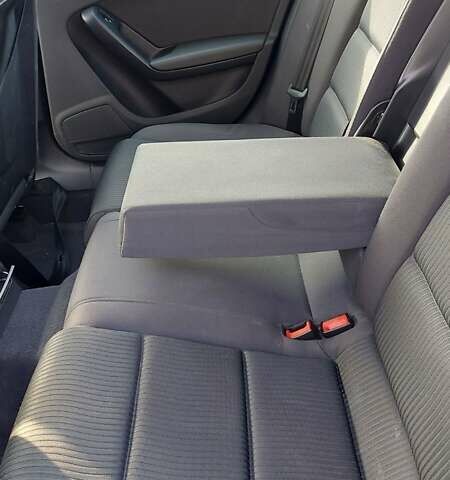 Черный Ауди А4, объемом двигателя 1.8 л и пробегом 177 тыс. км за 9100 $, фото 6 на Automoto.ua