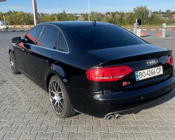 Черный Ауди А4, объемом двигателя 2 л и пробегом 198 тыс. км за 10162 $, фото 3 на Automoto.ua