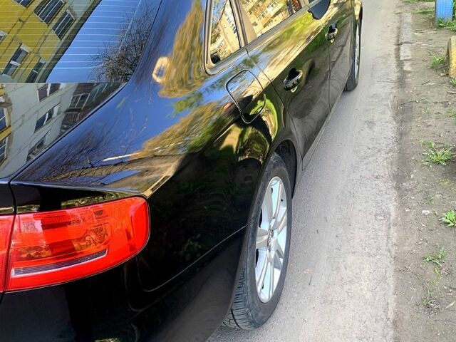 Чорний Ауді А4, об'ємом двигуна 2 л та пробігом 260 тис. км за 11000 $, фото 3 на Automoto.ua