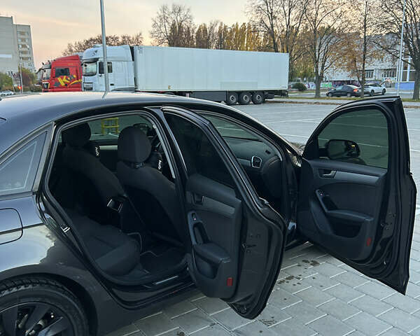 Черный Ауди А4, объемом двигателя 1.8 л и пробегом 241 тыс. км за 8999 $, фото 10 на Automoto.ua