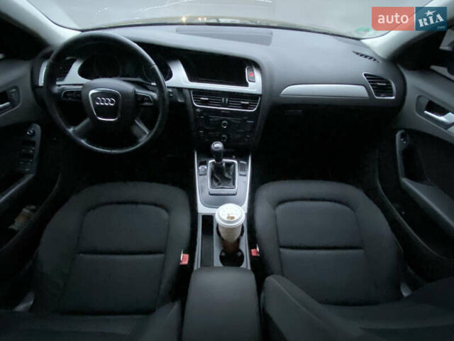 Черный Ауди А4, объемом двигателя 1.97 л и пробегом 294 тыс. км за 6999 $, фото 16 на Automoto.ua