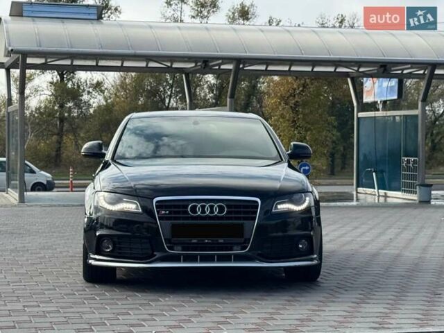 Чорний Ауді А4, об'ємом двигуна 2 л та пробігом 180 тис. км за 10200 $, фото 2 на Automoto.ua