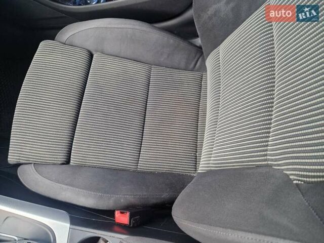 Черный Ауди А4, объемом двигателя 1.78 л и пробегом 301 тыс. км за 8700 $, фото 5 на Automoto.ua