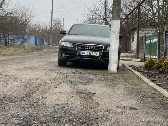 Черный Ауди А4, объемом двигателя 2 л и пробегом 278 тыс. км за 7800 $, фото 5 на Automoto.ua