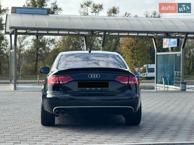 Чорний Ауді А4, об'ємом двигуна 2 л та пробігом 180 тис. км за 10200 $, фото 8 на Automoto.ua