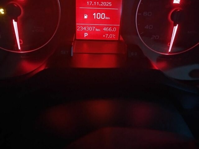 Черный Ауди А4, объемом двигателя 2 л и пробегом 235 тыс. км за 8500 $, фото 6 на Automoto.ua