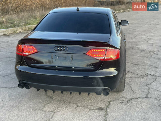 Черный Ауди А4, объемом двигателя 1.98 л и пробегом 187 тыс. км за 9600 $, фото 7 на Automoto.ua