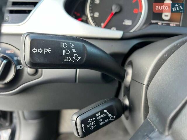 Чорний Ауді А4, об'ємом двигуна 2 л та пробігом 238 тис. км за 11290 $, фото 26 на Automoto.ua