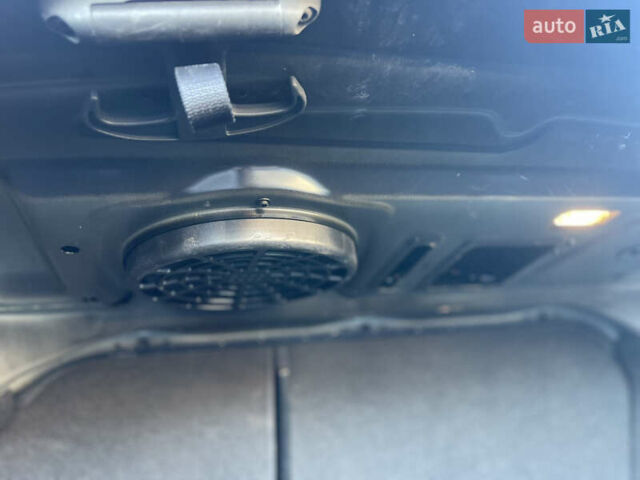 Черный Ауди А4, объемом двигателя 1.98 л и пробегом 250 тыс. км за 9200 $, фото 22 на Automoto.ua