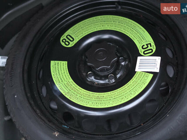 Чорний Ауді А4, об'ємом двигуна 1.8 л та пробігом 187 тис. км за 9250 $, фото 24 на Automoto.ua