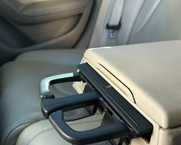 Черный Ауди А4, объемом двигателя 1.98 л и пробегом 251 тыс. км за 9800 $, фото 16 на Automoto.ua