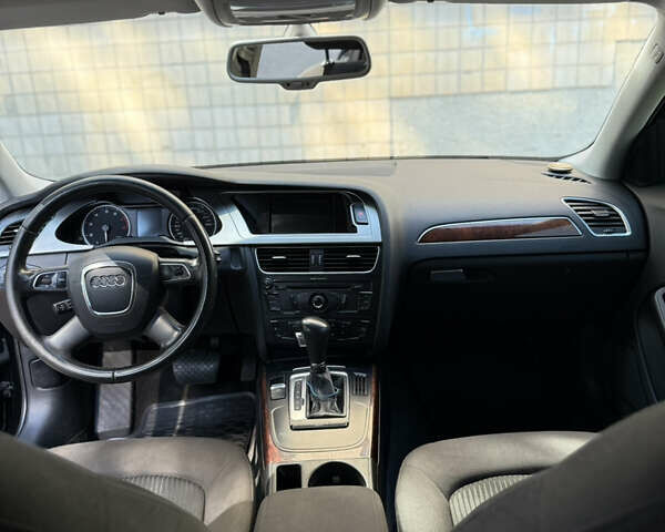 Чорний Ауді А4, об'ємом двигуна 1.8 л та пробігом 190 тис. км за 9500 $, фото 30 на Automoto.ua