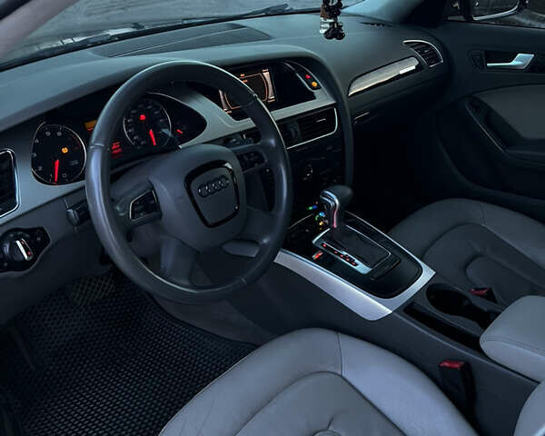 Черный Ауди А4, объемом двигателя 1.98 л и пробегом 187 тыс. км за 9600 $, фото 15 на Automoto.ua