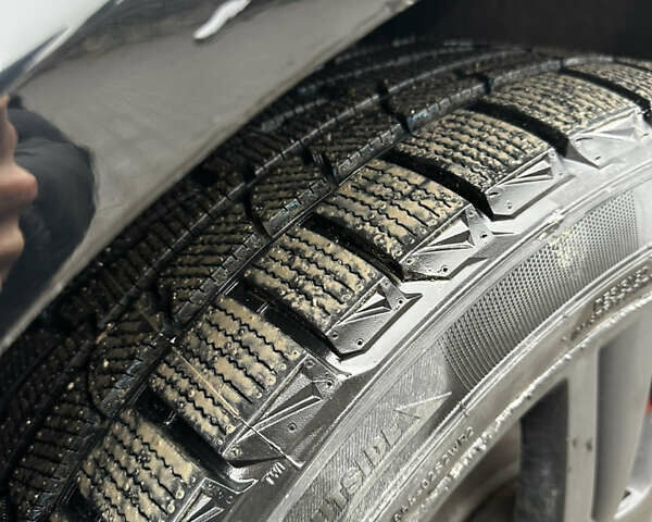 Черный Ауди А4, объемом двигателя 1.98 л и пробегом 247 тыс. км за 9100 $, фото 18 на Automoto.ua