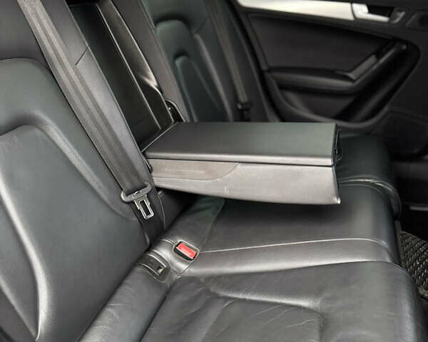 Чорний Ауді А4, об'ємом двигуна 1.98 л та пробігом 245 тис. км за 10400 $, фото 24 на Automoto.ua