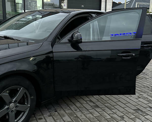 Чорний Ауді А4, об'ємом двигуна 1.97 л та пробігом 243 тис. км за 11400 $, фото 7 на Automoto.ua