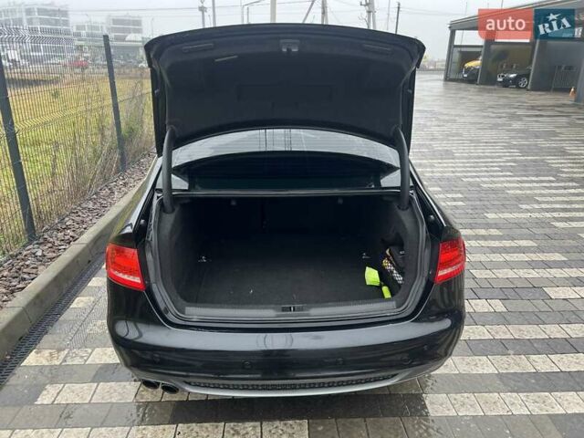 Черный Ауди А4, объемом двигателя 1.98 л и пробегом 204 тыс. км за 11500 $, фото 9 на Automoto.ua