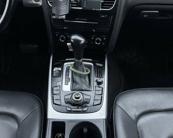 Чорний Ауді А4, об'ємом двигуна 1.98 л та пробігом 245 тис. км за 10400 $, фото 28 на Automoto.ua