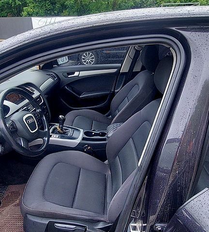 Черный Ауди А4, объемом двигателя 2 л и пробегом 267 тыс. км за 12000 $, фото 6 на Automoto.ua