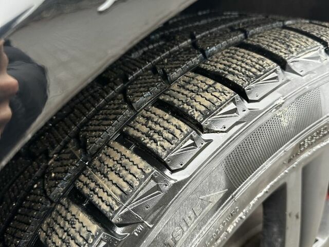 Черный Ауди А4, объемом двигателя 2 л и пробегом 247 тыс. км за 8900 $, фото 17 на Automoto.ua