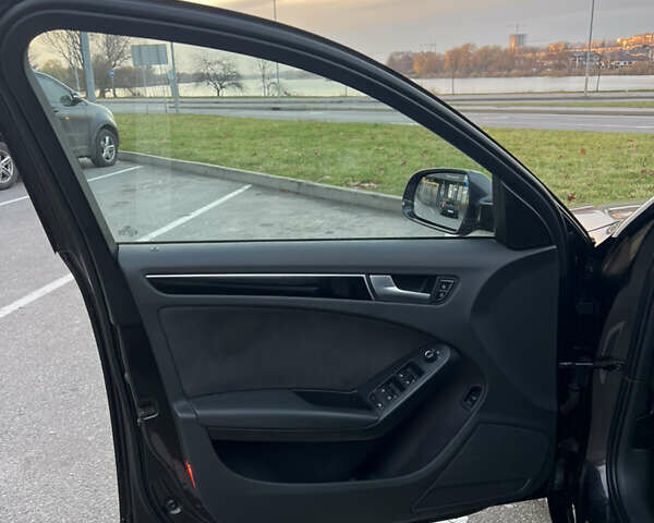 Черный Ауди А4, объемом двигателя 2.98 л и пробегом 269 тыс. км за 12950 $, фото 14 на Automoto.ua