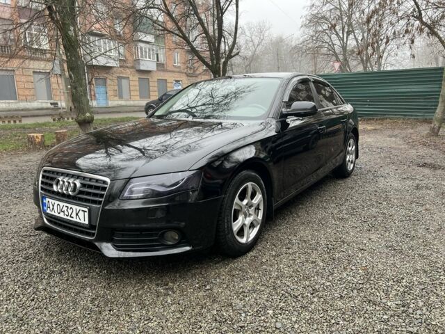 Черный Ауди А4, объемом двигателя 2 л и пробегом 270 тыс. км за 10200 $, фото 7 на Automoto.ua