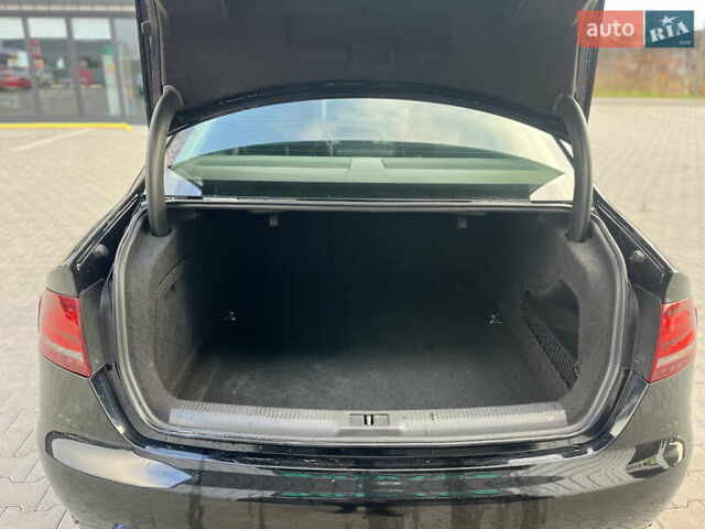 Черный Ауди А4, объемом двигателя 1.98 л и пробегом 285 тыс. км за 8988 $, фото 48 на Automoto.ua